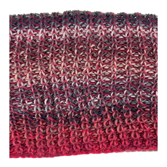 Collection Eighteen Multicolor Infinity Crochet Scarf - Picture 5 of 10